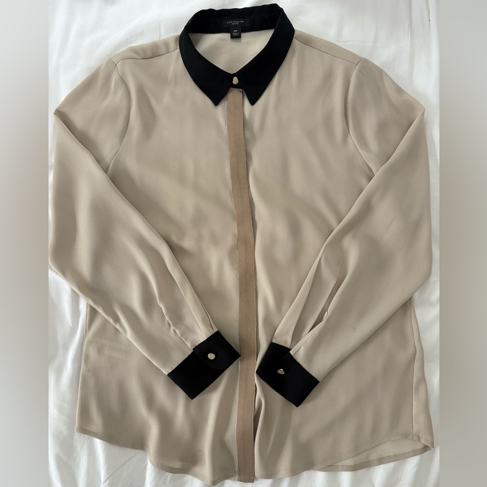 Ann Taylor Beige and Black Blouse